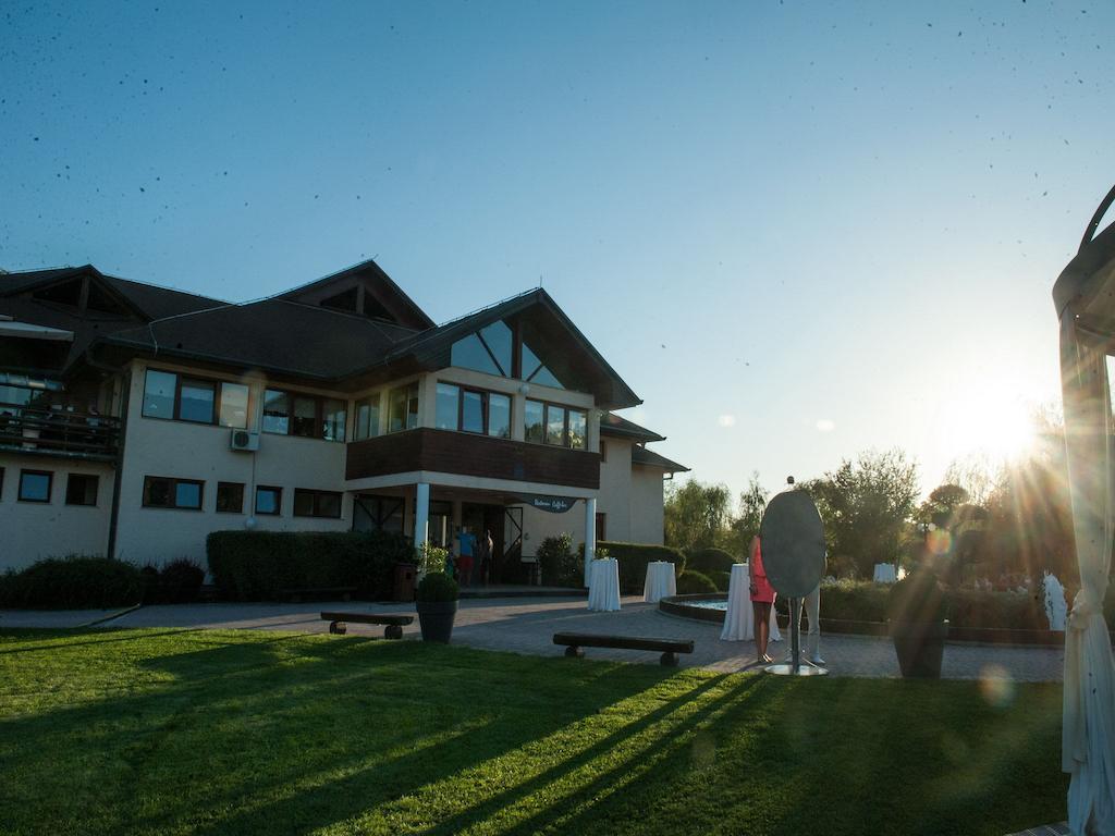 Zaprešić 特拉约巴尔蒂姆旅馆酒店 外观 照片