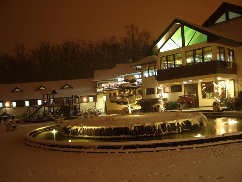 Zaprešić 特拉约巴尔蒂姆旅馆酒店 外观 照片